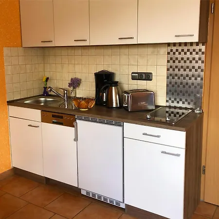 Apartment Modern Ausgestattete In Ruhiger Lage *